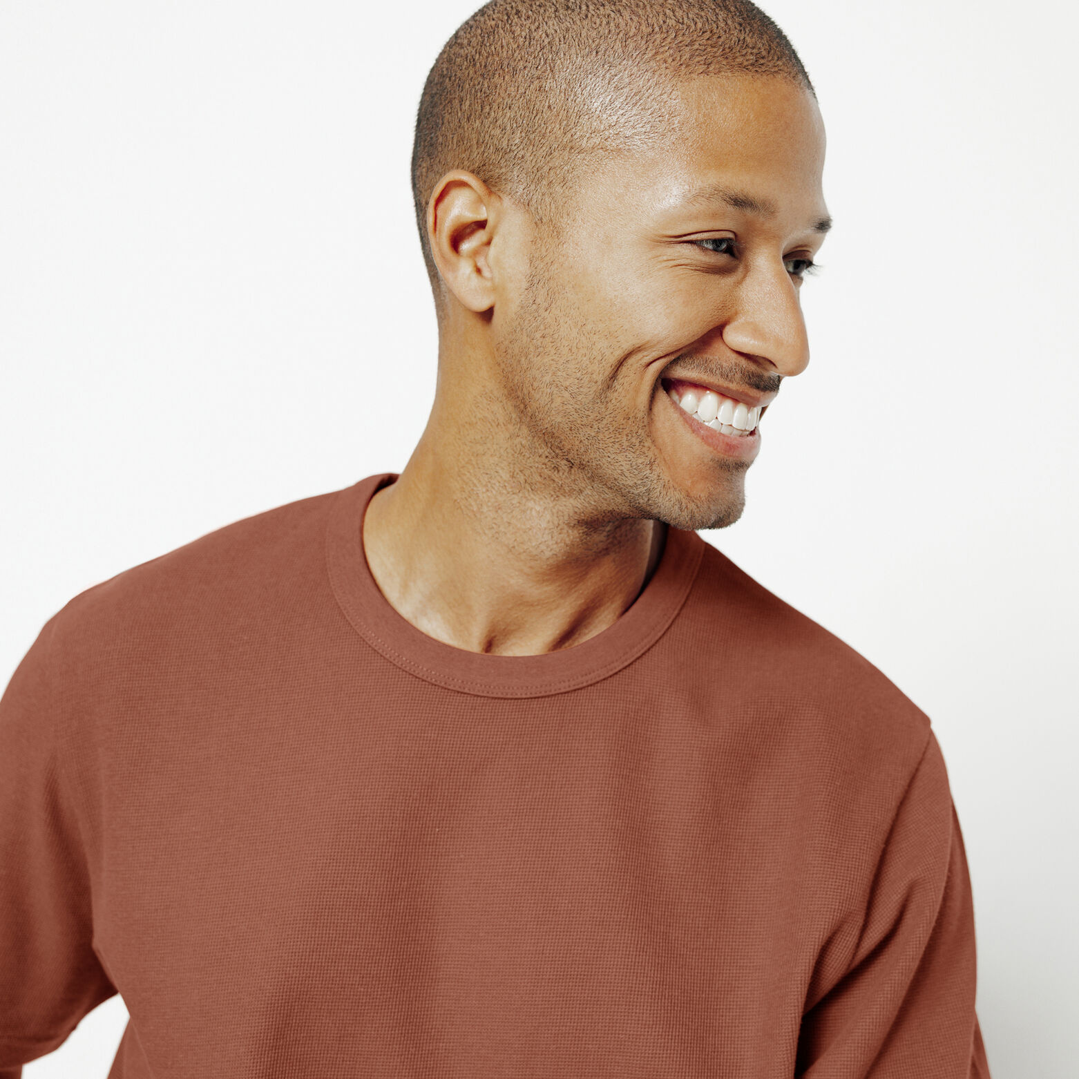 Tee shirt mati&egrave;re gaufr&eacute;e