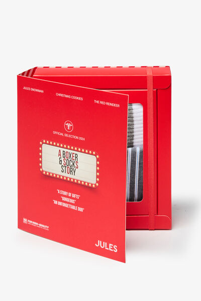 Box engelse versie met boxershort en sokken