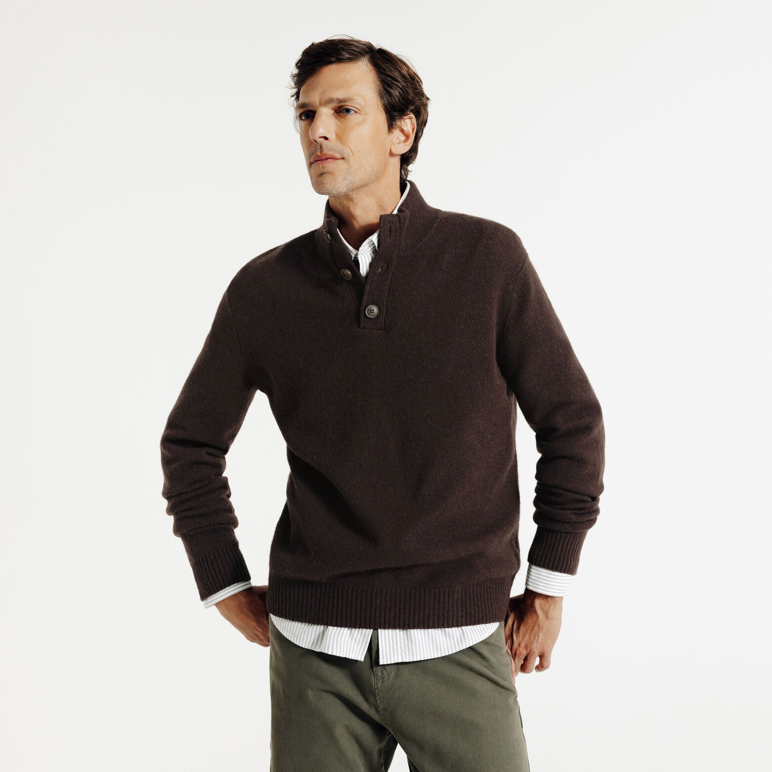 Pull col montant boutonn&eacute; lambswool