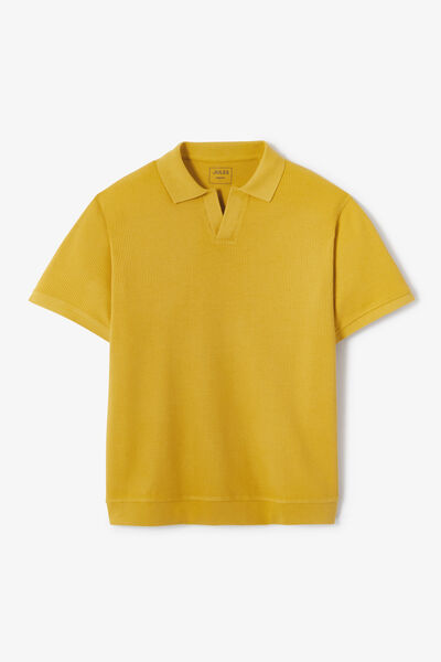 Polo manches courtes textur&eacute; col resort