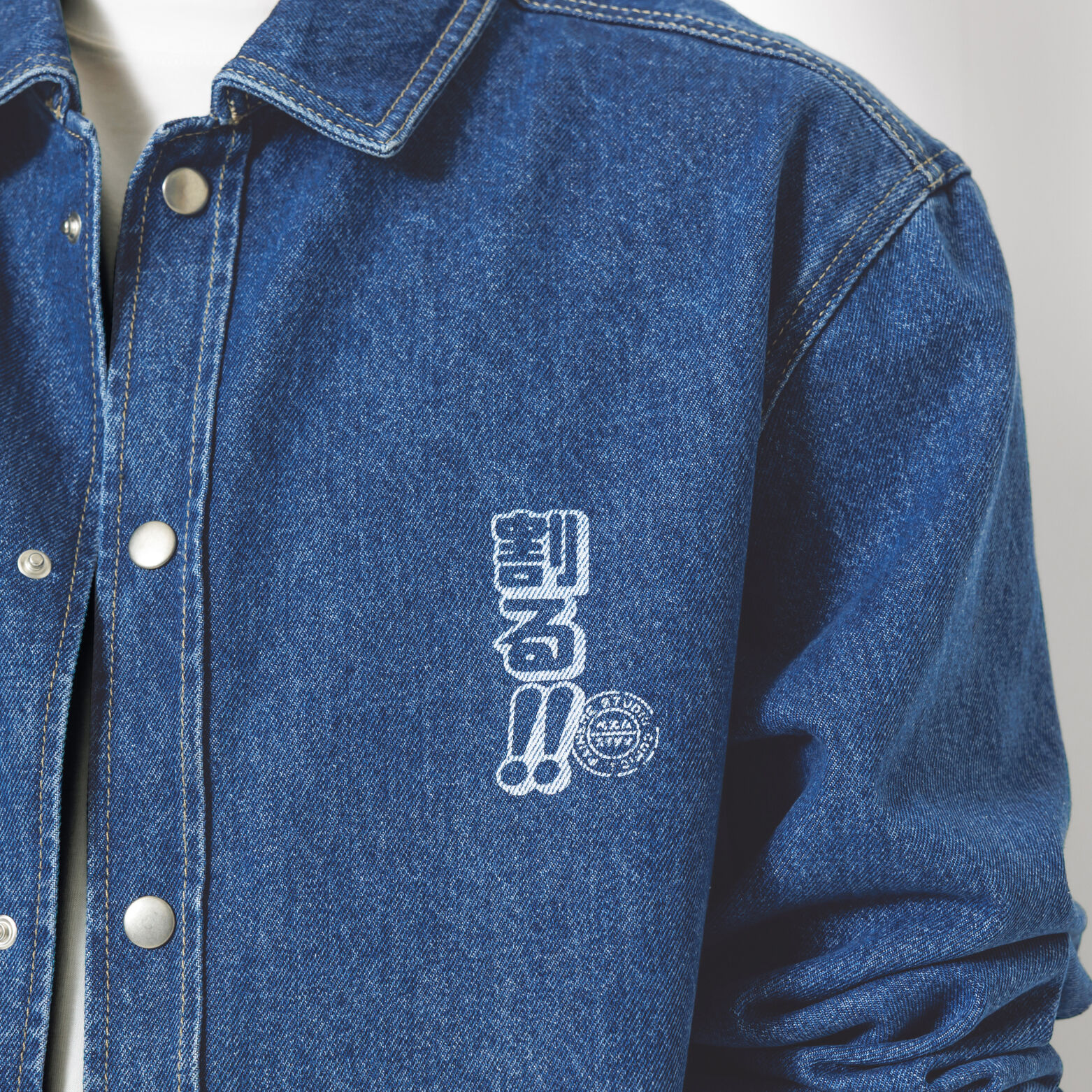 Veste en jean imprim&eacute;e Japon by Paiheme Studio