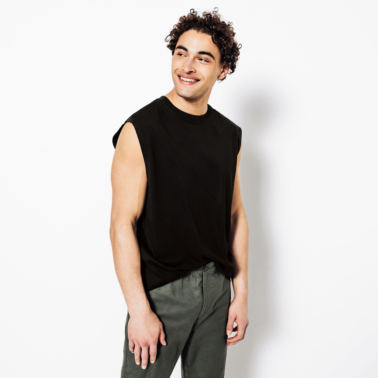 Effen mouwloos hemdje met ronde hals in katoen