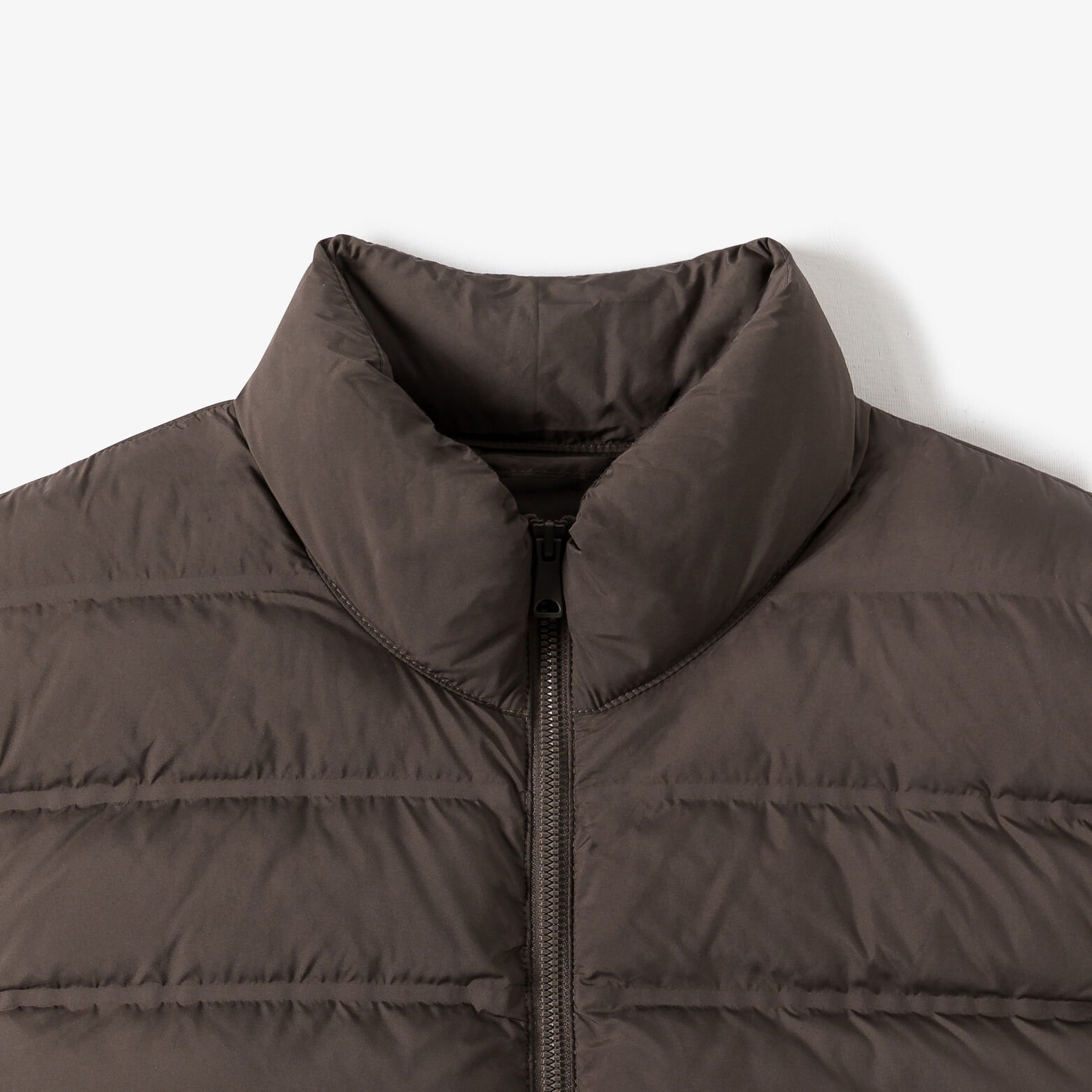 Doudoune l&eacute;g&egrave;re sans manche