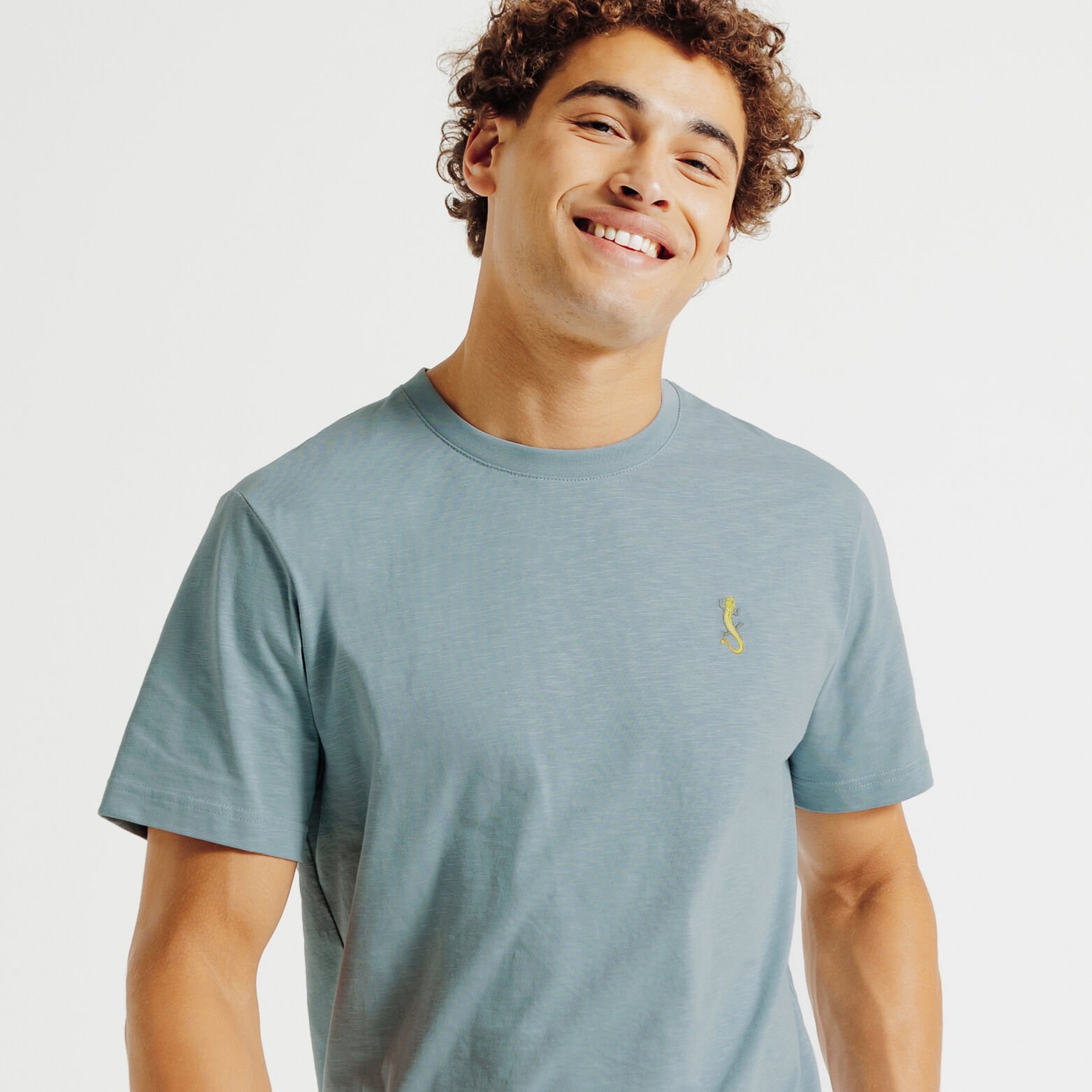 Tee shirt mati&egrave;re flamm&eacute;e broderie poitrine