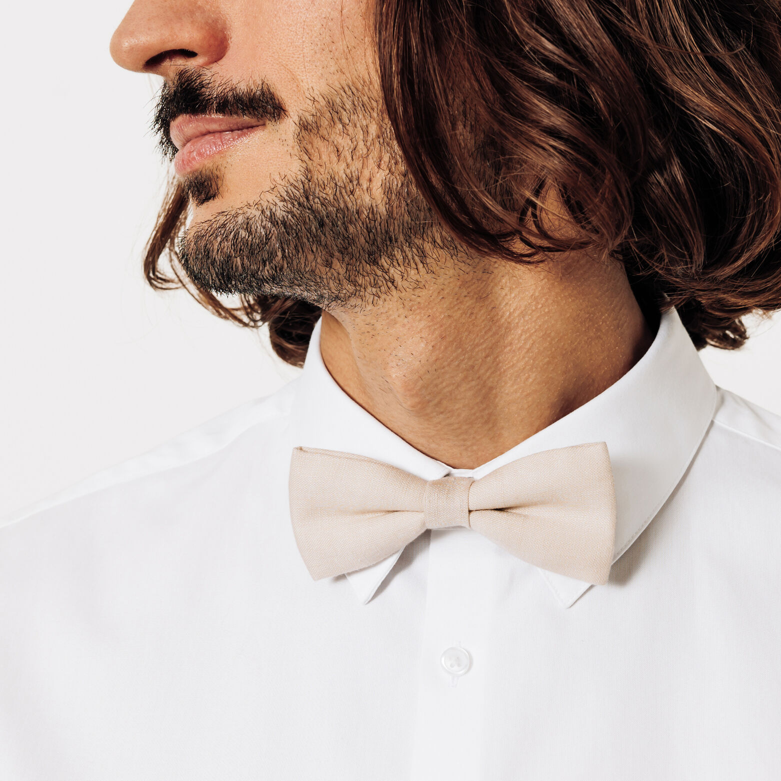 N&oelig;ud papillon en lin