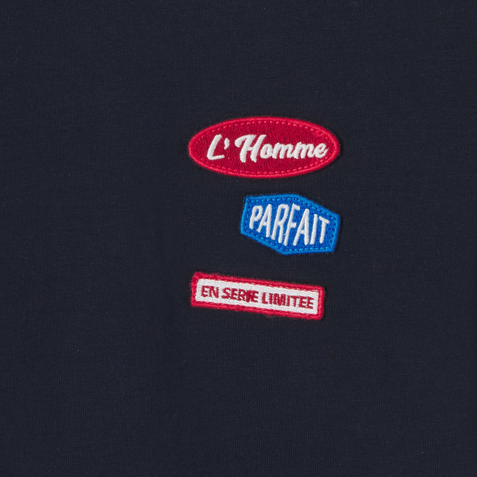 Tee shirt brod&eacute; poitrine en coton