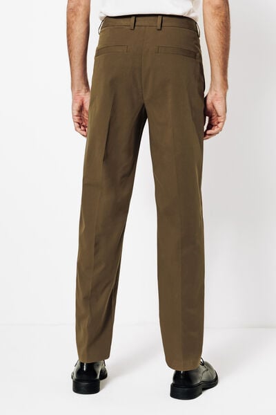 Lichte large fit chinobroek in katoen