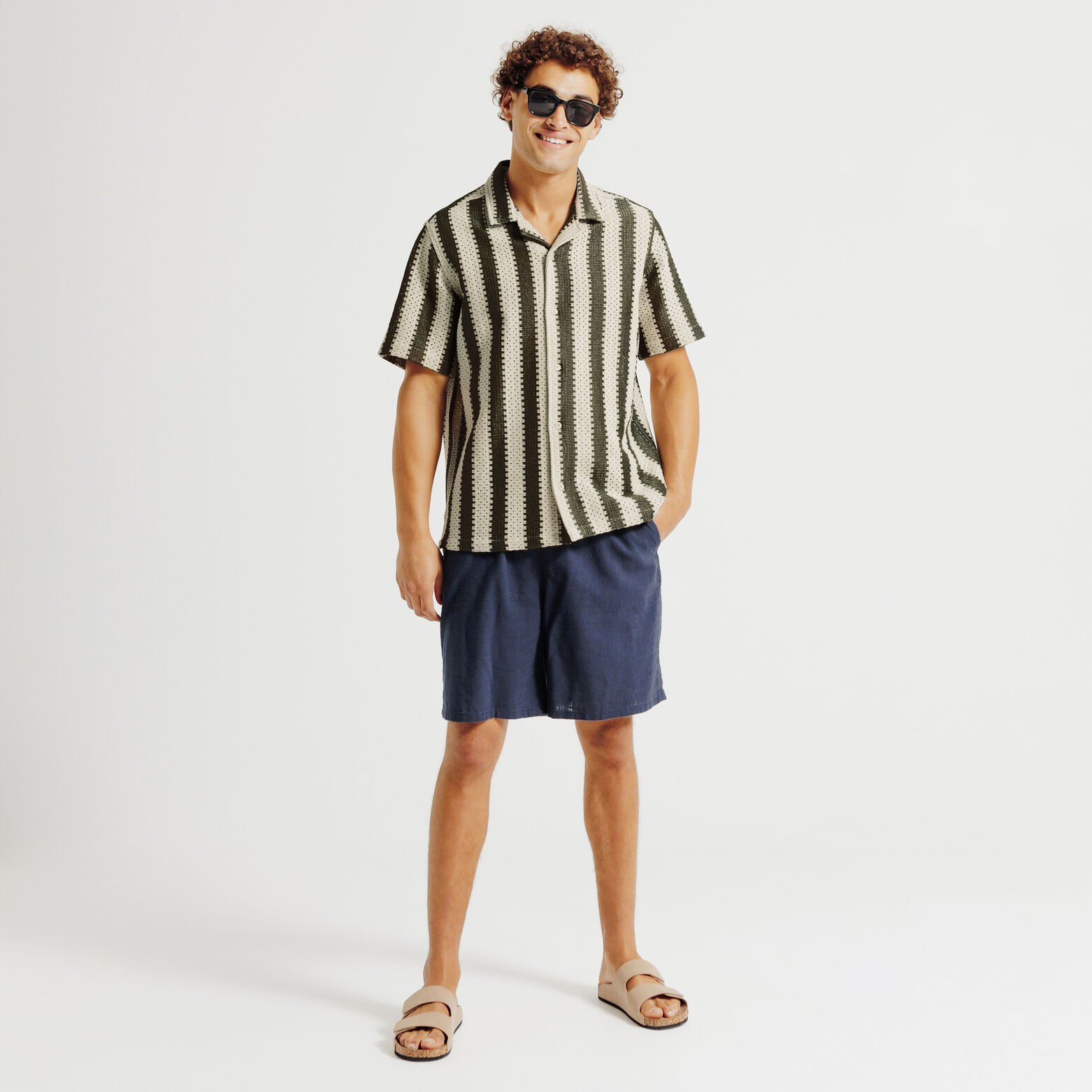 Chemisette en crochet col requin