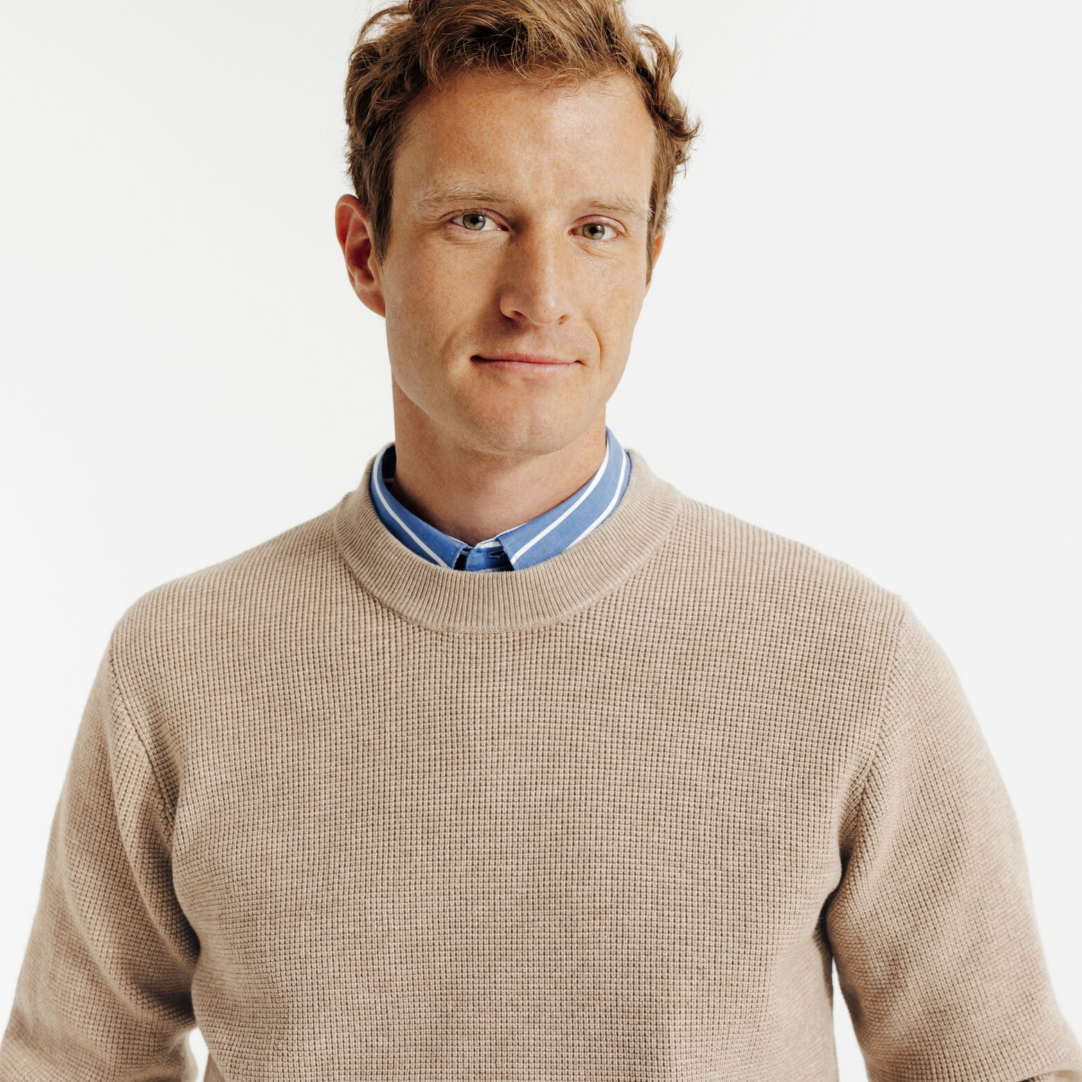 Pull col rond jeux de points fantaisie