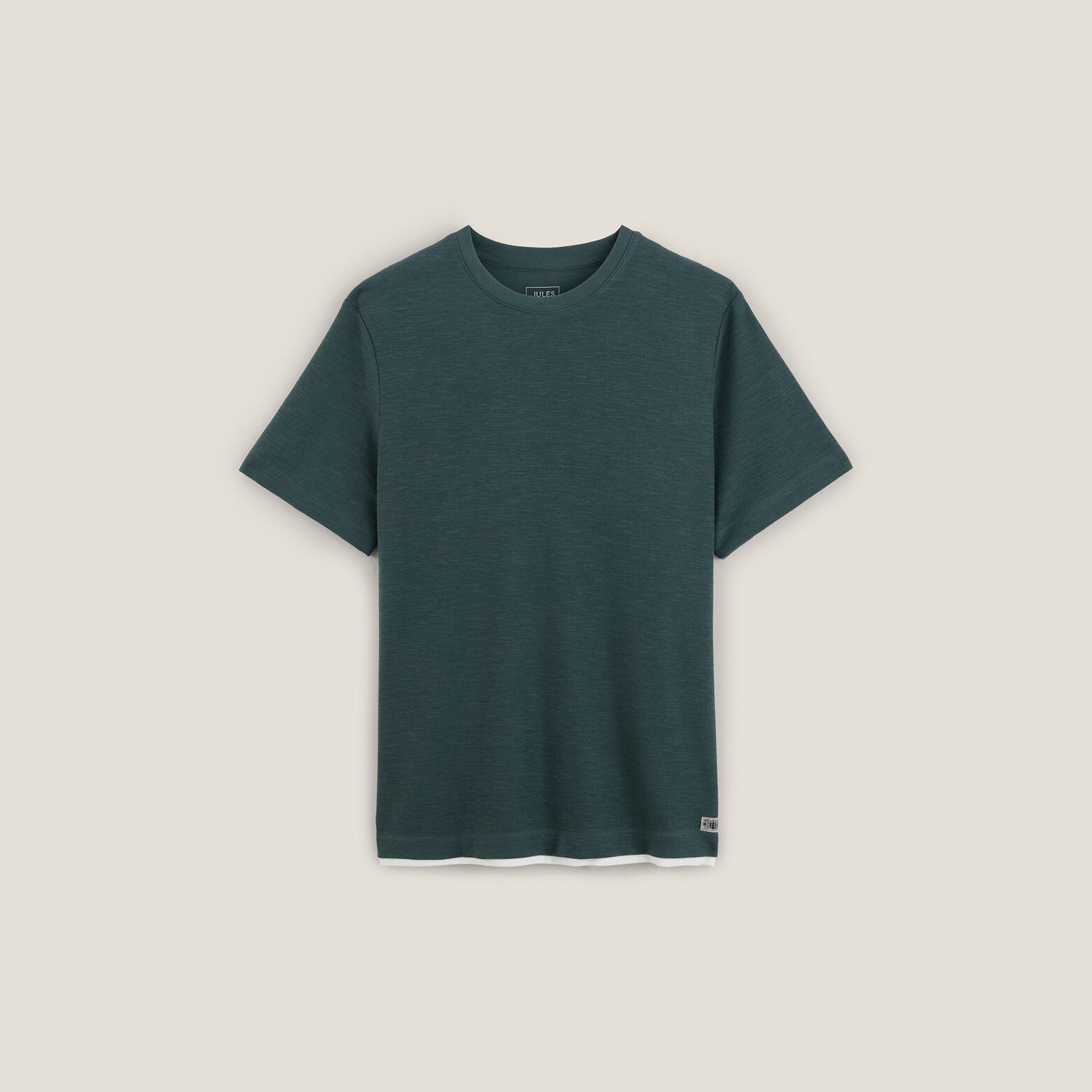 Tee shirt mati&egrave;re reli&eacute;f&eacute;e