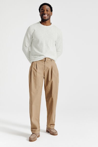 Pull col rond finition roulott&eacute;e