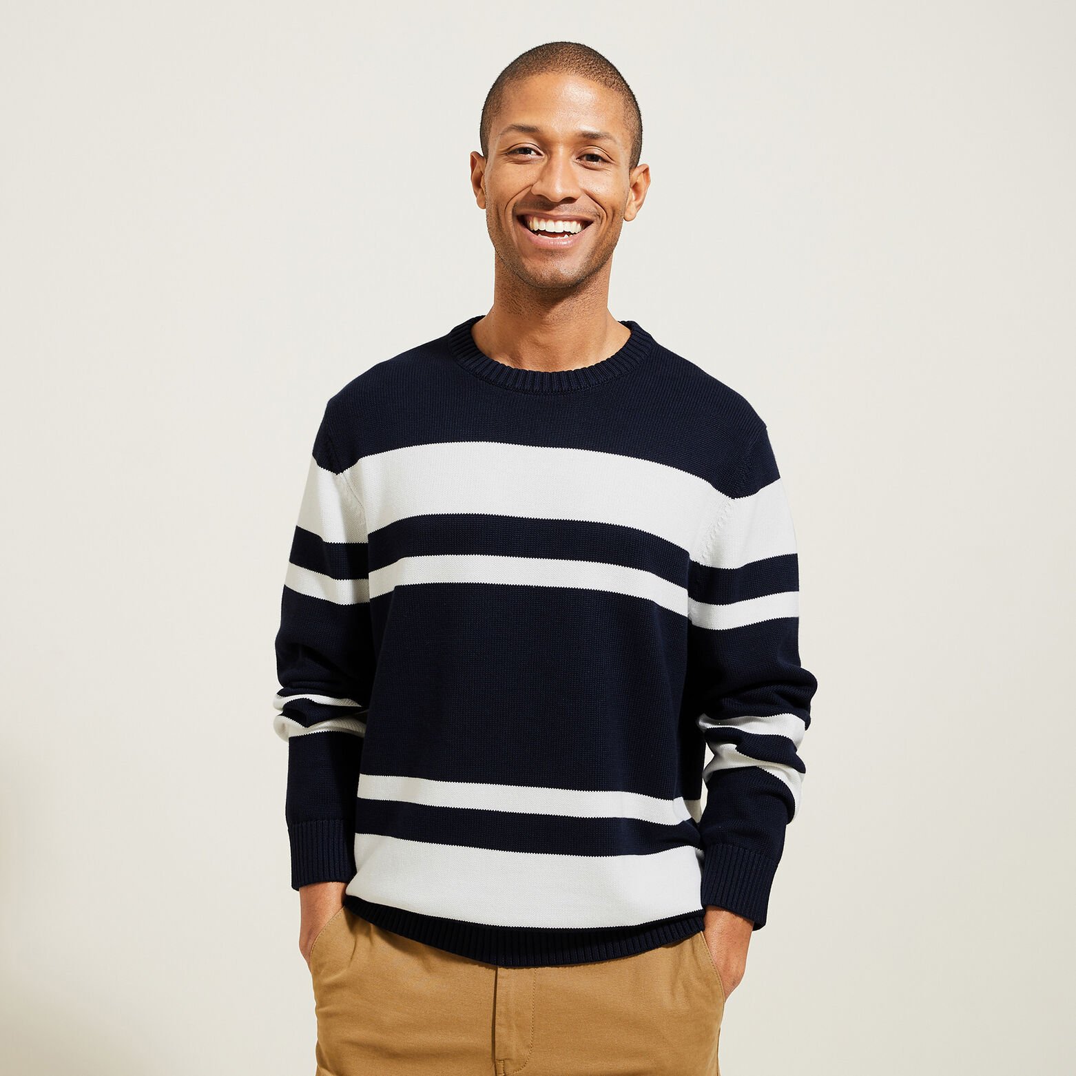 Pull col rond ray&eacute;