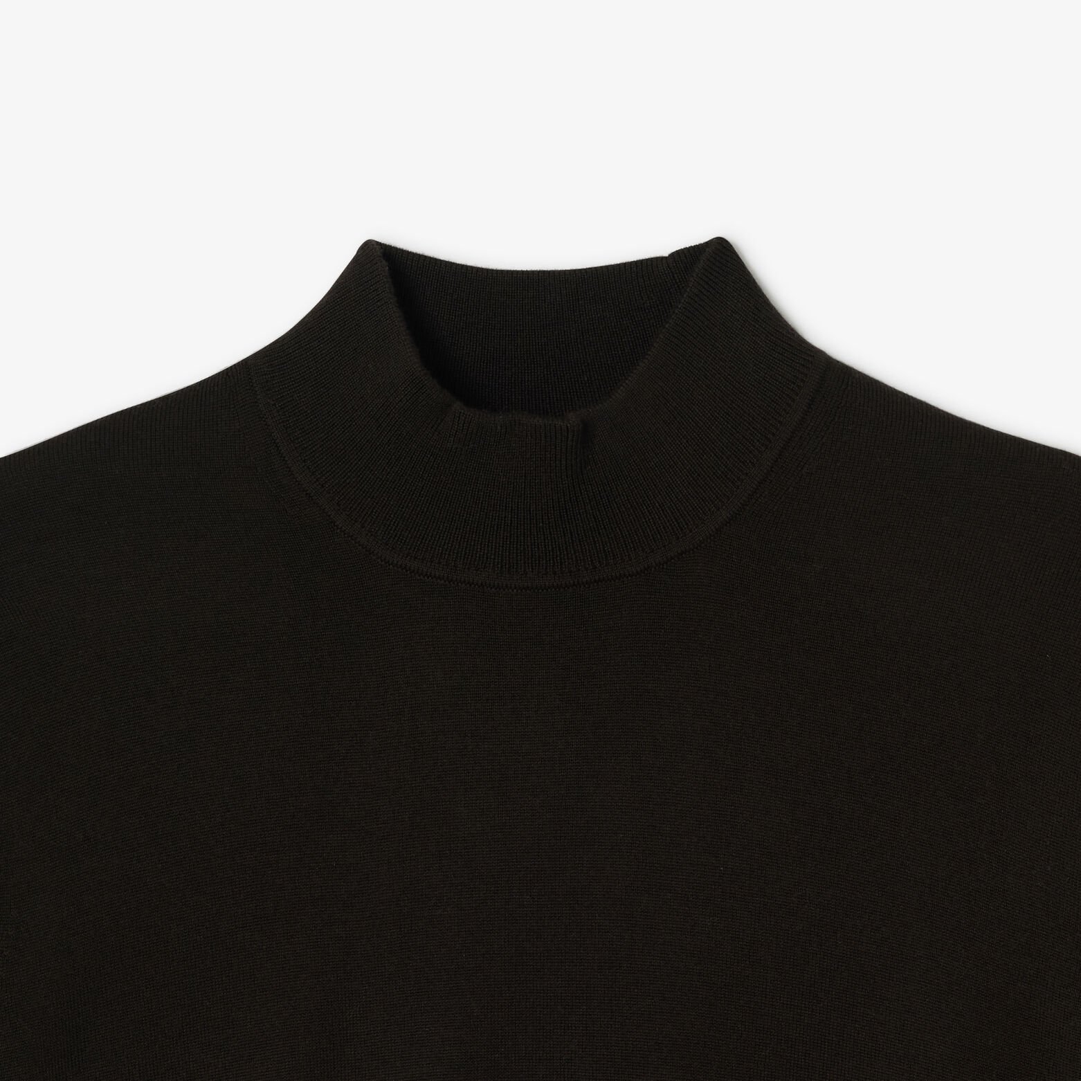 Pull col chemin&eacute;e m&eacute;rinos