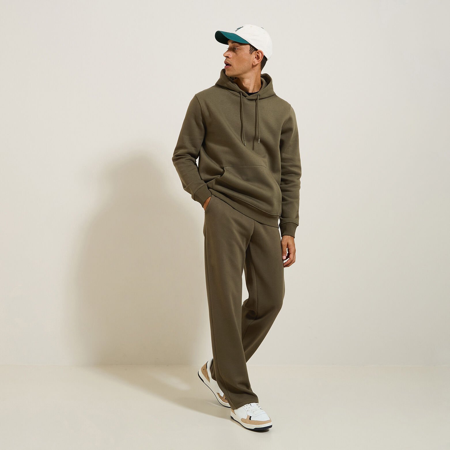 Sweat &agrave; capuche uni