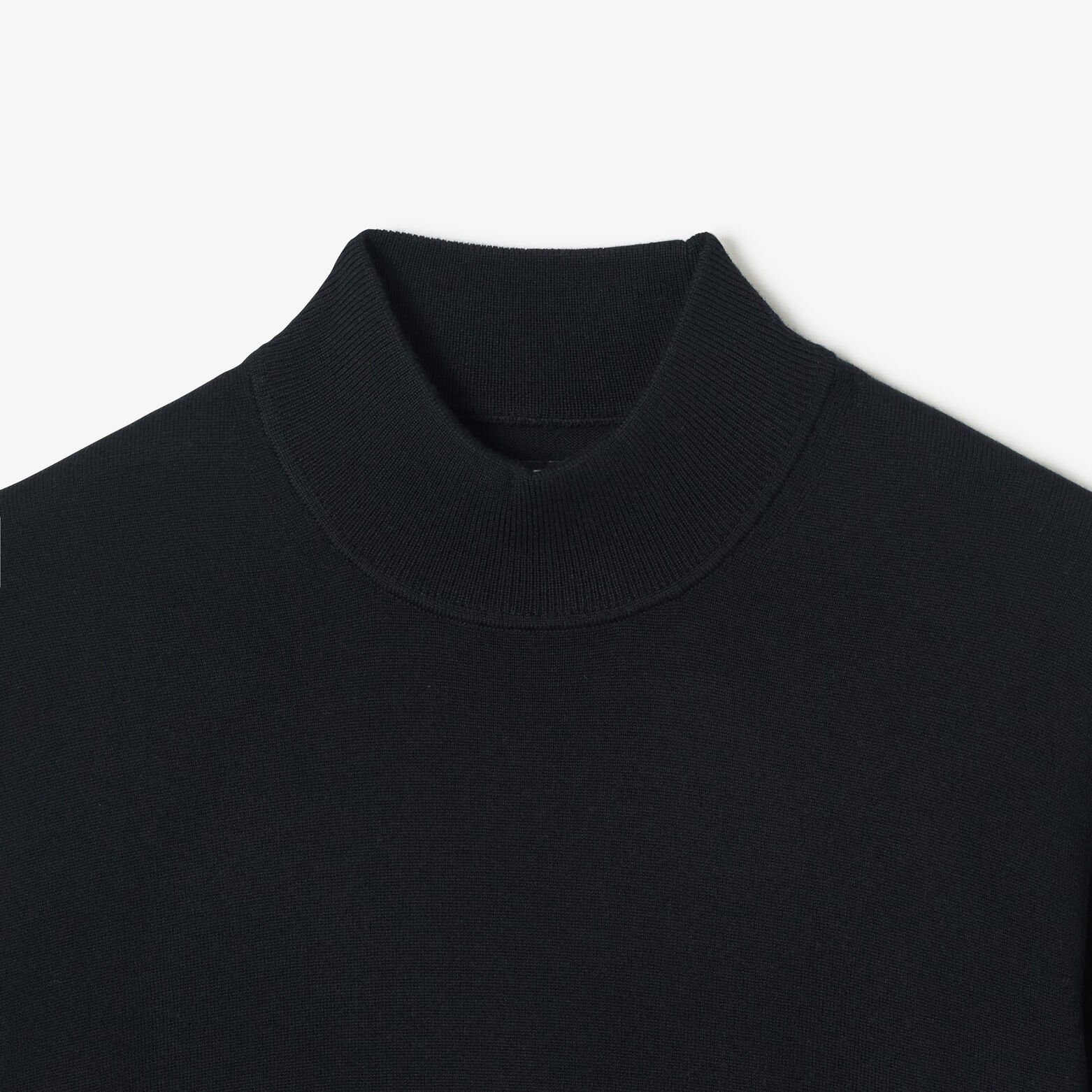 Pull col chemin&eacute;e m&eacute;rinos