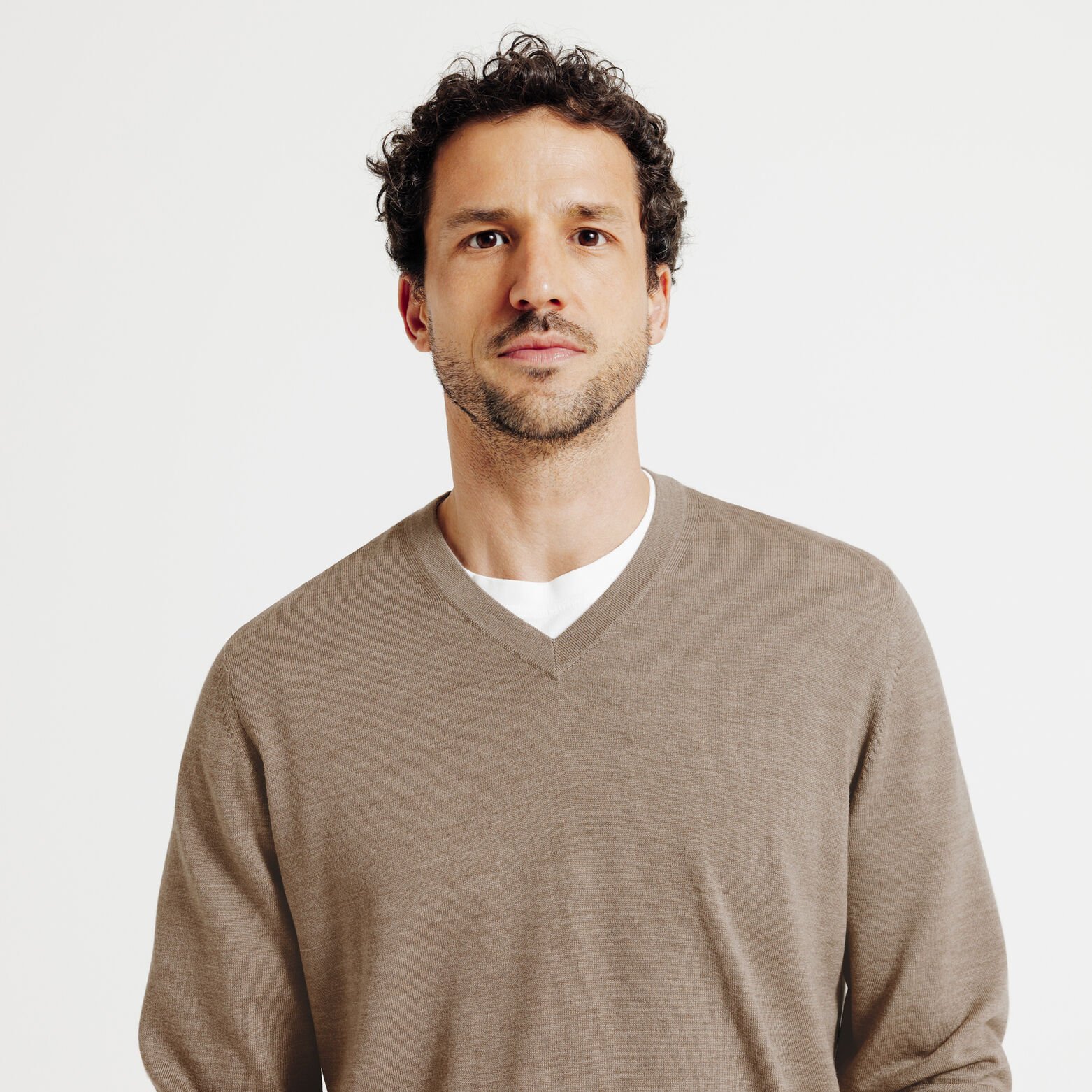 Trui met V-hals in merinoswol