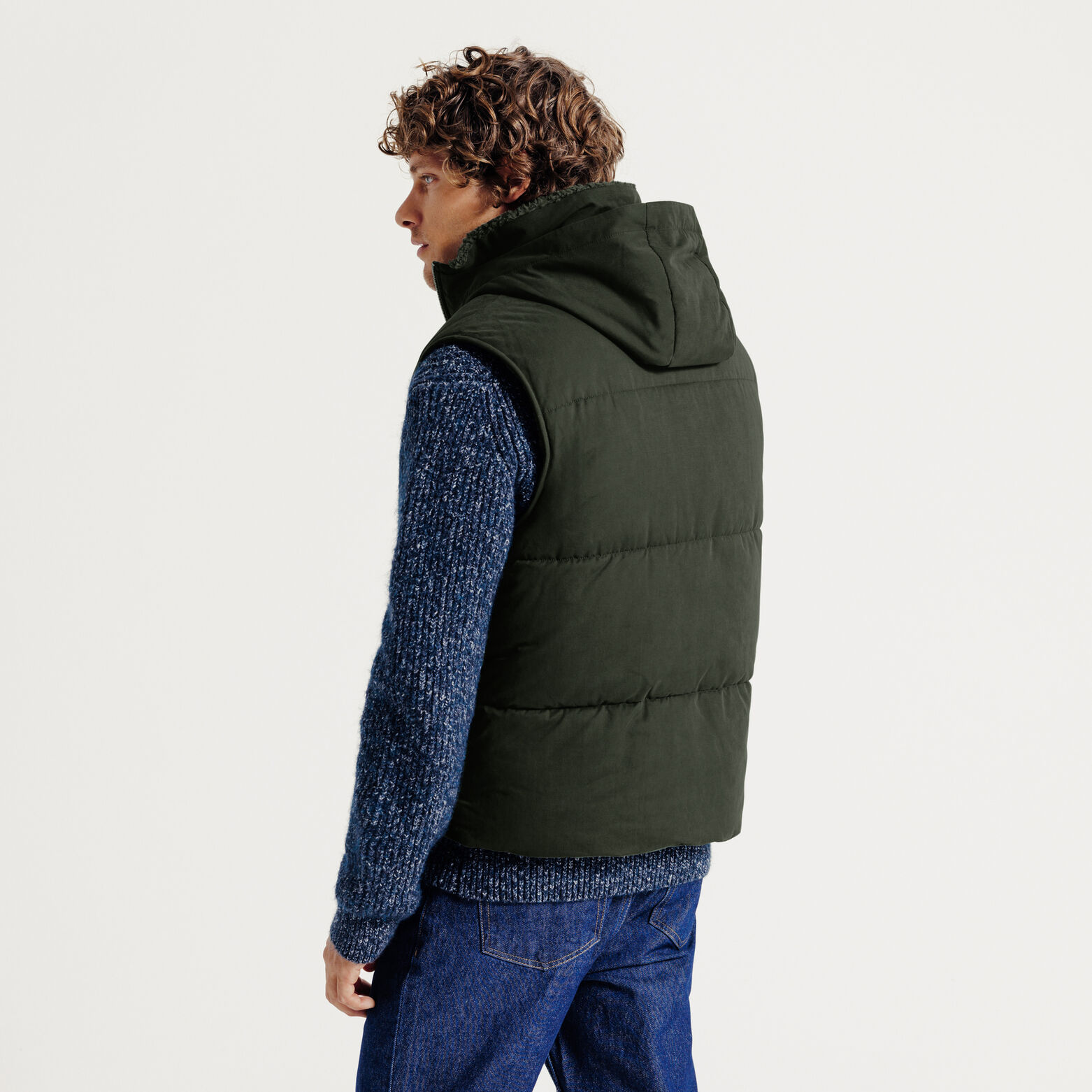 Doudoune sans manche &agrave; capuche