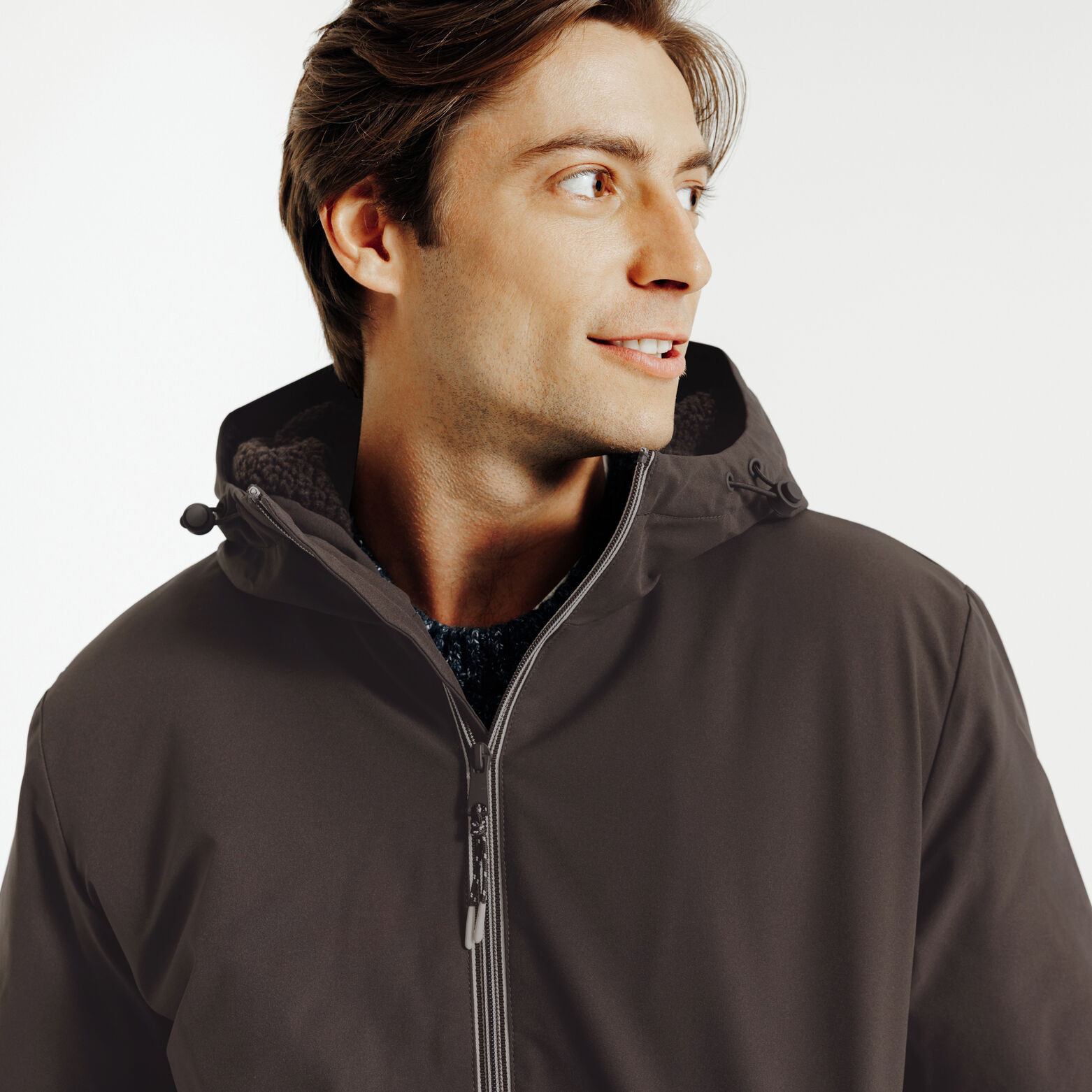 Parka longue &agrave; capuche doubl&eacute;e en sherpa