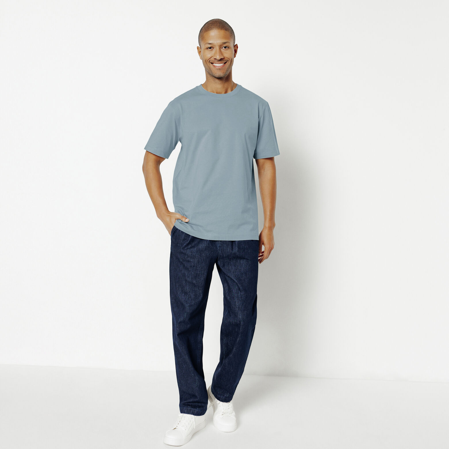 Le Parfait by JULES' t-shirt