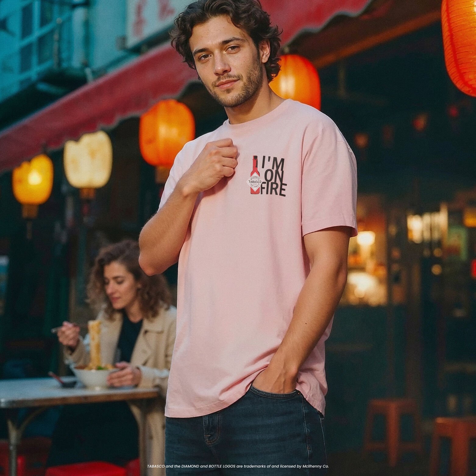 Tee shirt imprim&eacute; poitrine licence Tabasco