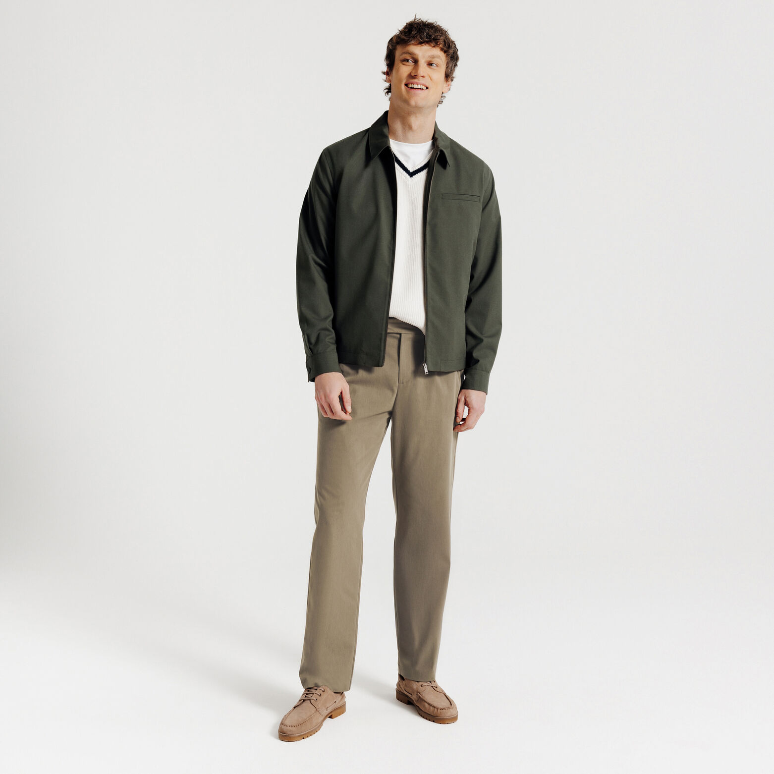 Pantalon chino &agrave; plis