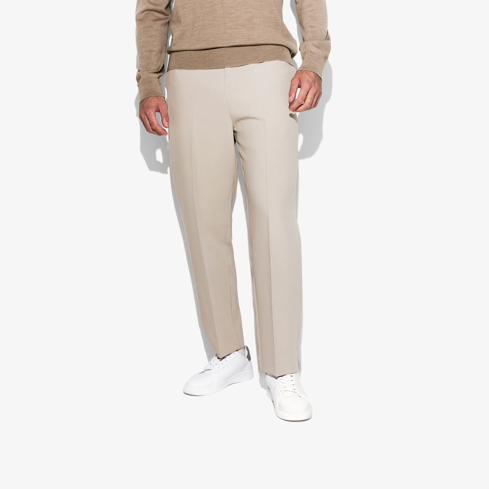 Pantalon chino large &agrave; plis