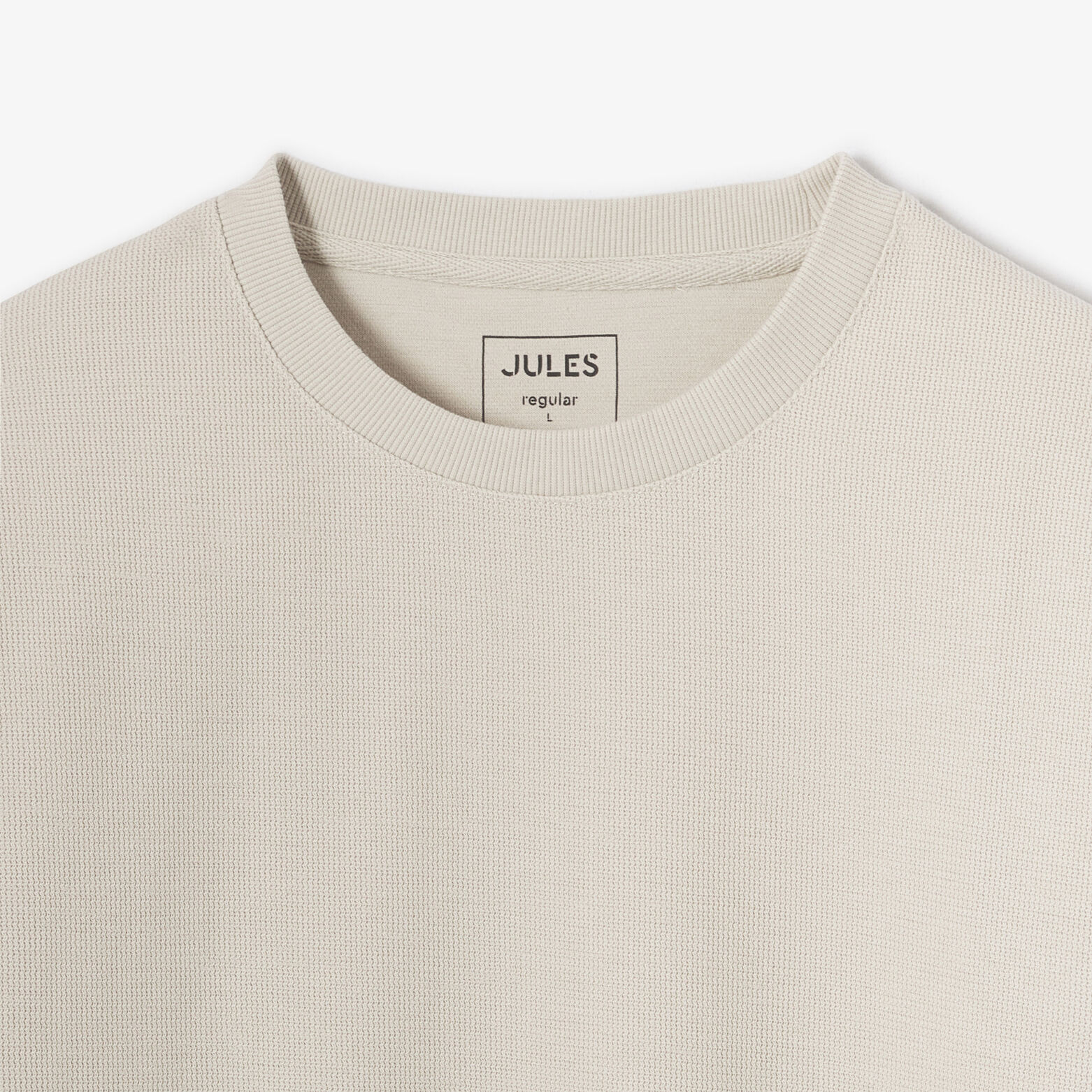 Tee shirt manches longues mati&egrave;re reli&eacute;f&eacute;e