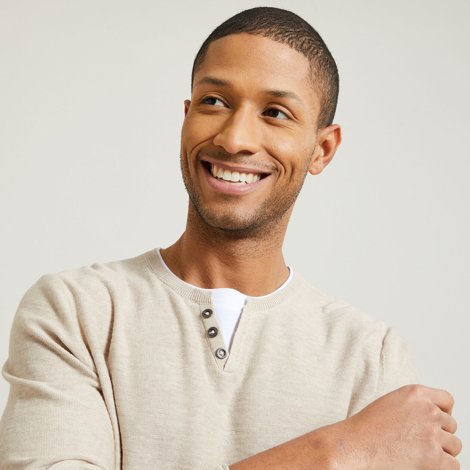 Trui met dubbele halslijn