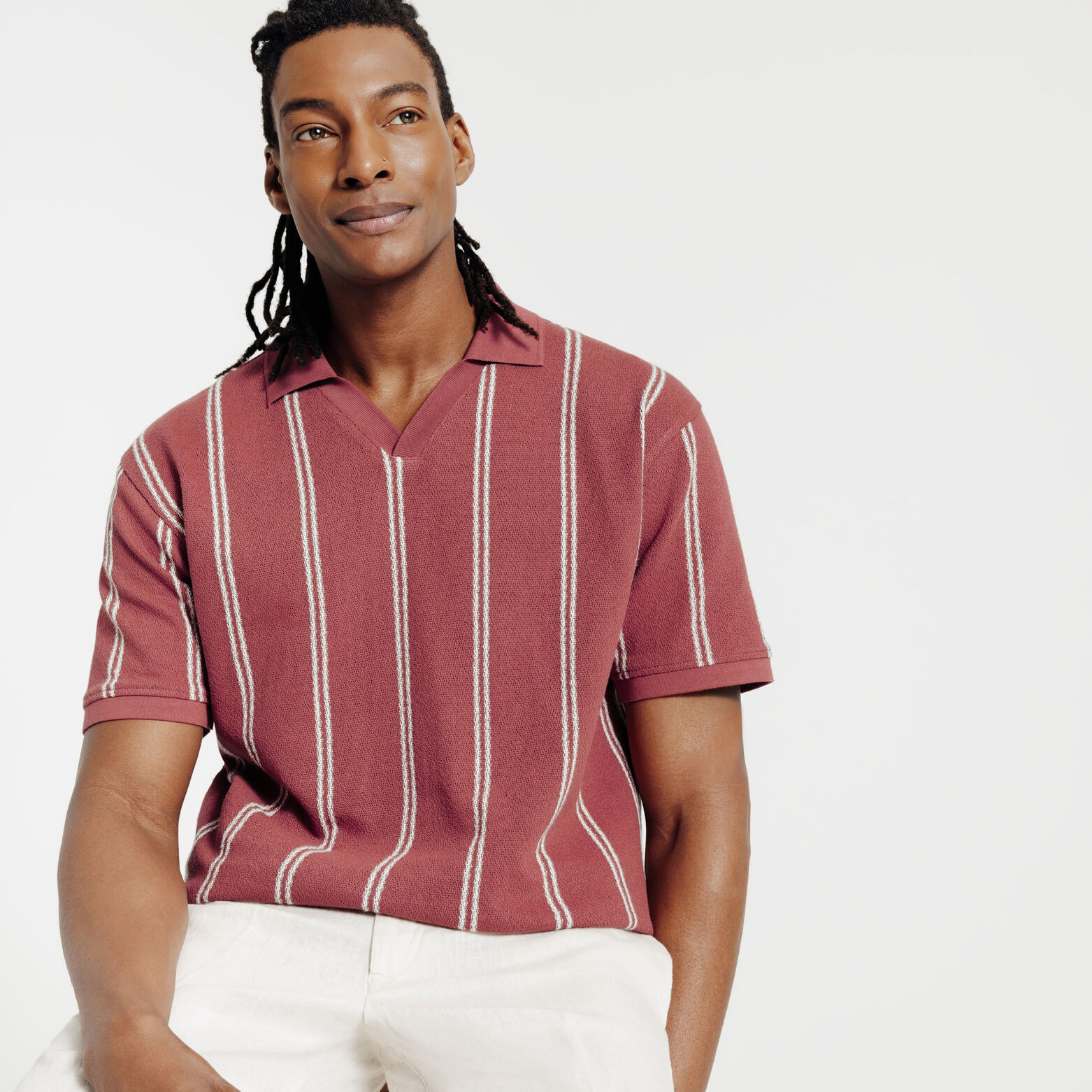 Polo manches courtes ray&eacute; col resort
