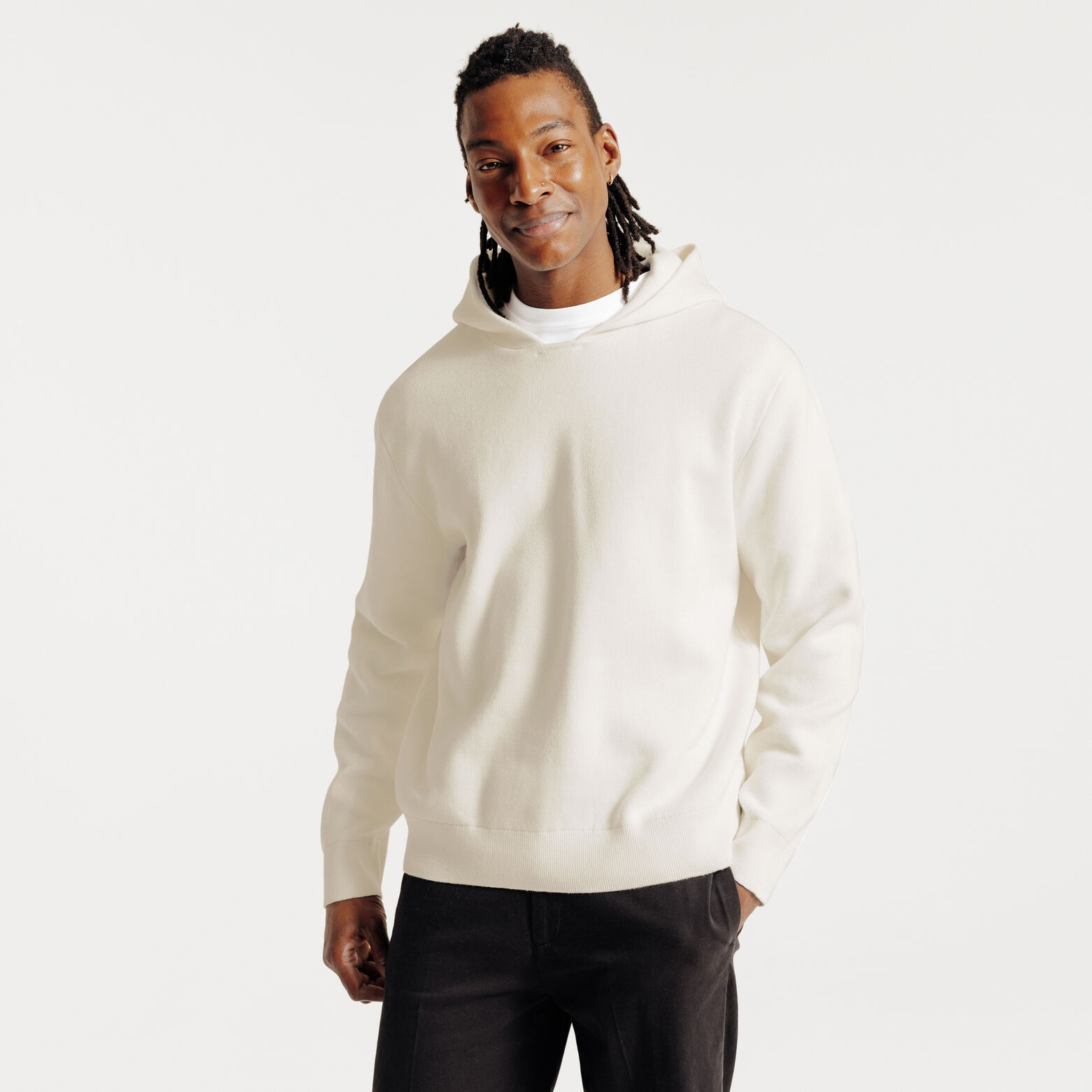 Pull &agrave; capuche &eacute;pais