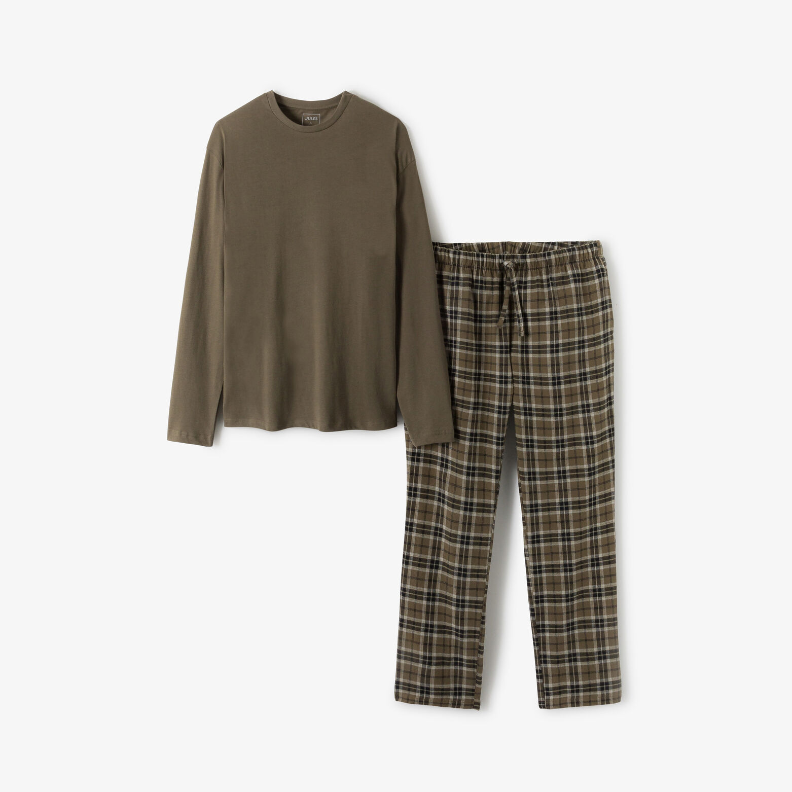 Ensemble pyjama en flanelle &agrave; carreaux