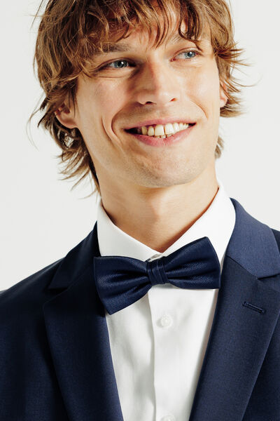 N&oelig;ud papillon uni