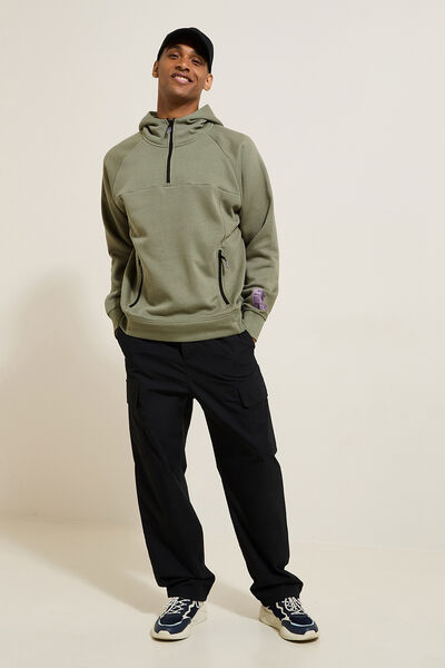 Sweat &agrave; capuche mati&egrave;re technique