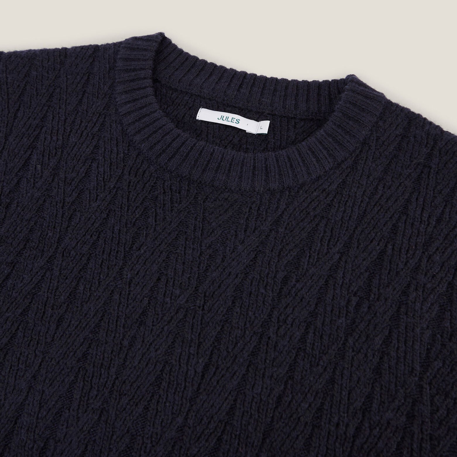 Pull col rond torsade