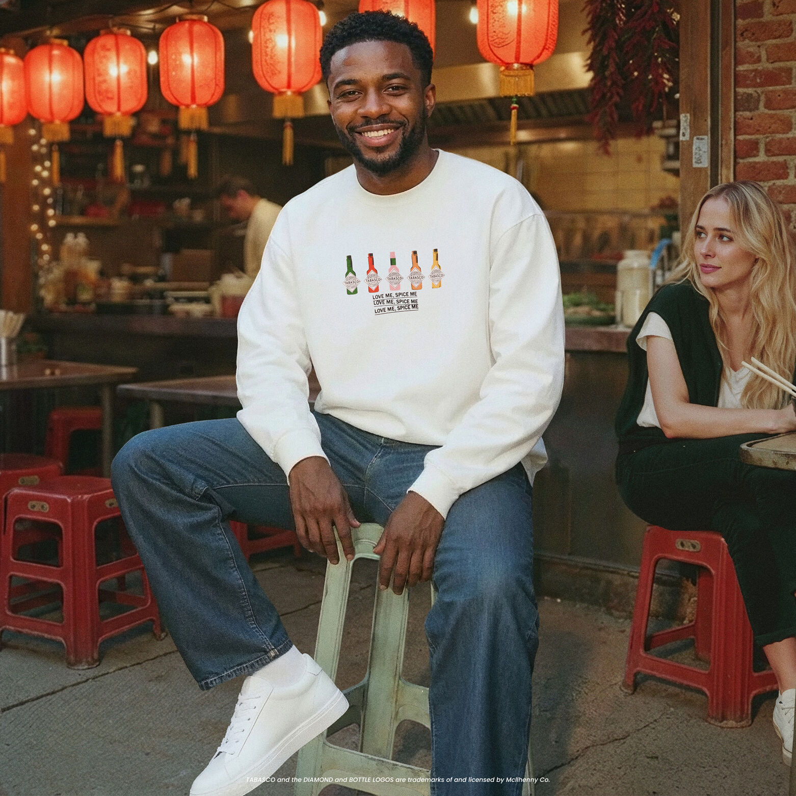 Sweat col rond imprim&eacute; licence Tabasco