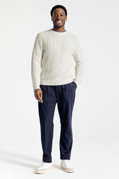 Pull col rond torsad&eacute;