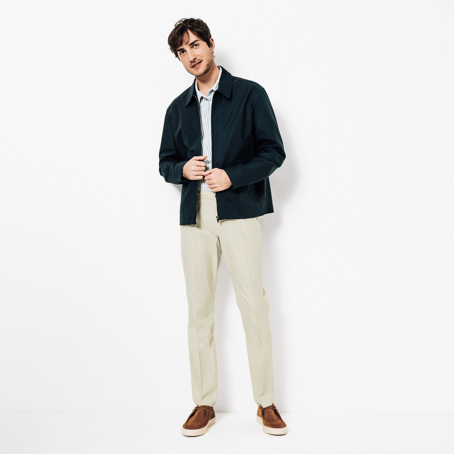 Regular fit chinobroek in katoen en linnen