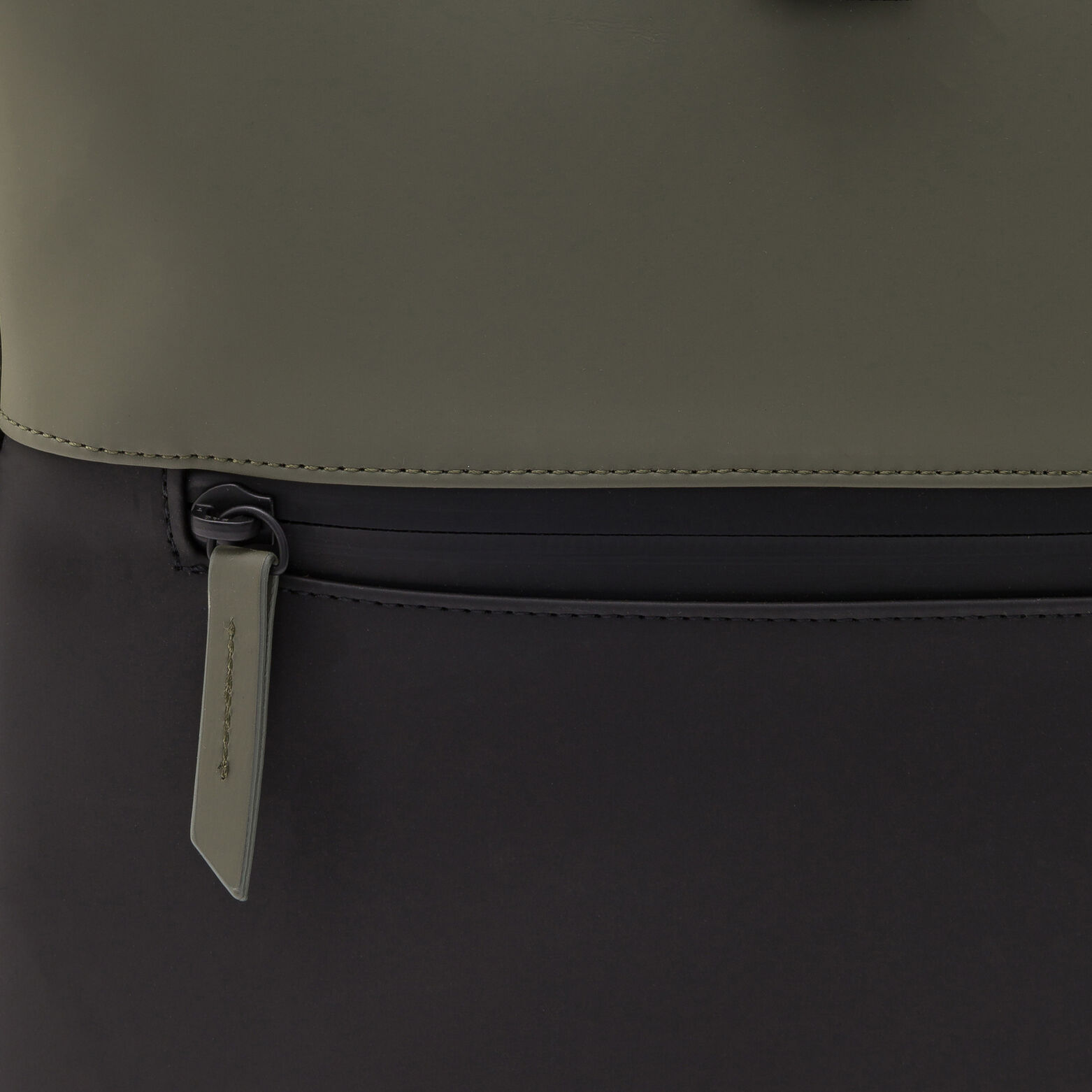 Sac &agrave; dos effet gomme