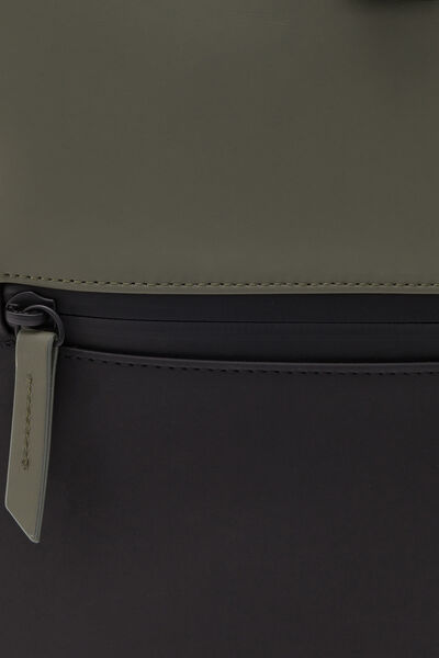 Sac &agrave; dos effet gomme