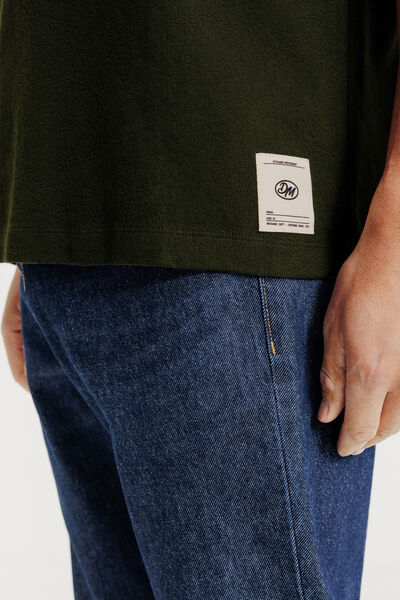 Tee shirt mati&egrave;re fantaisie