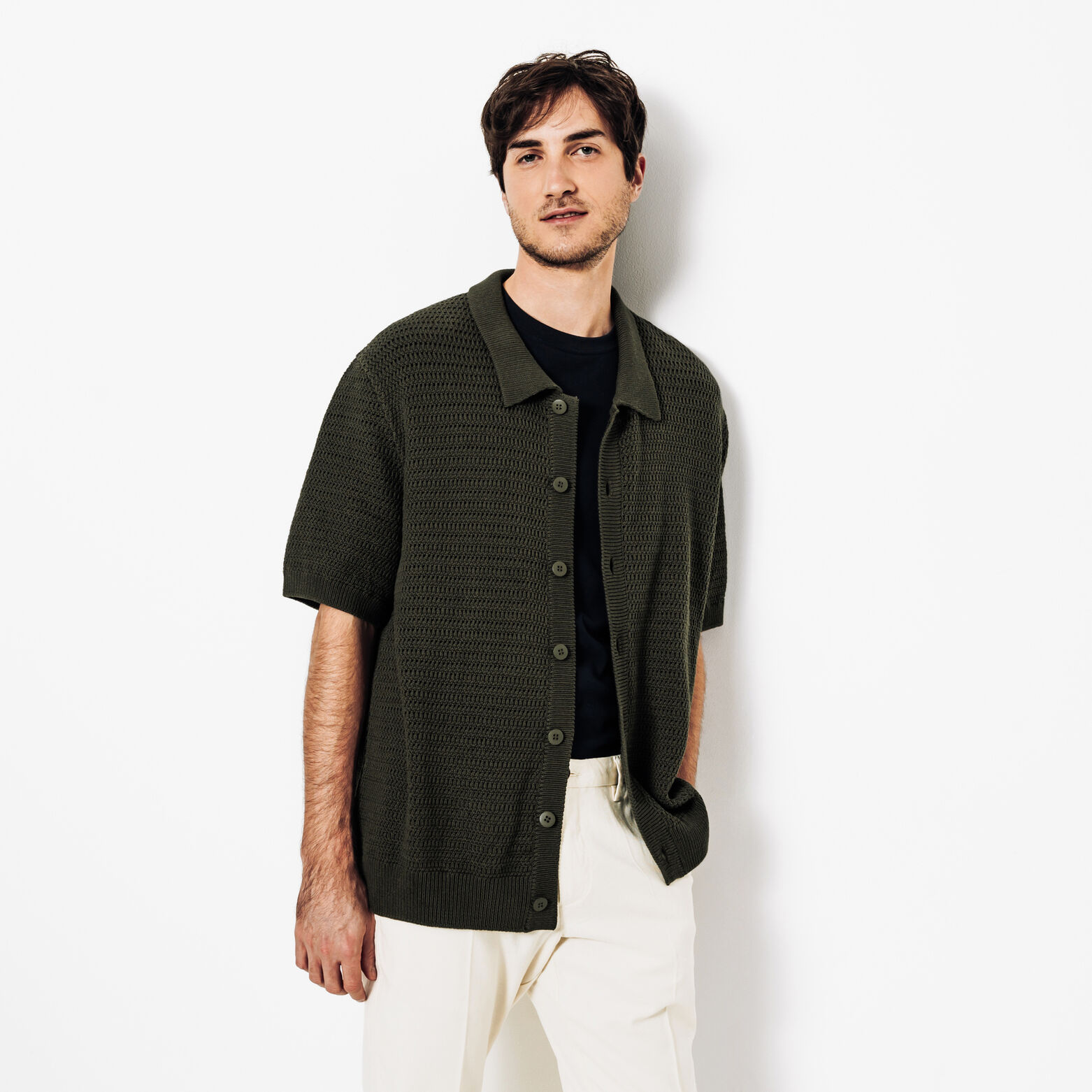 Hemd in tricot met open stekenpatroon