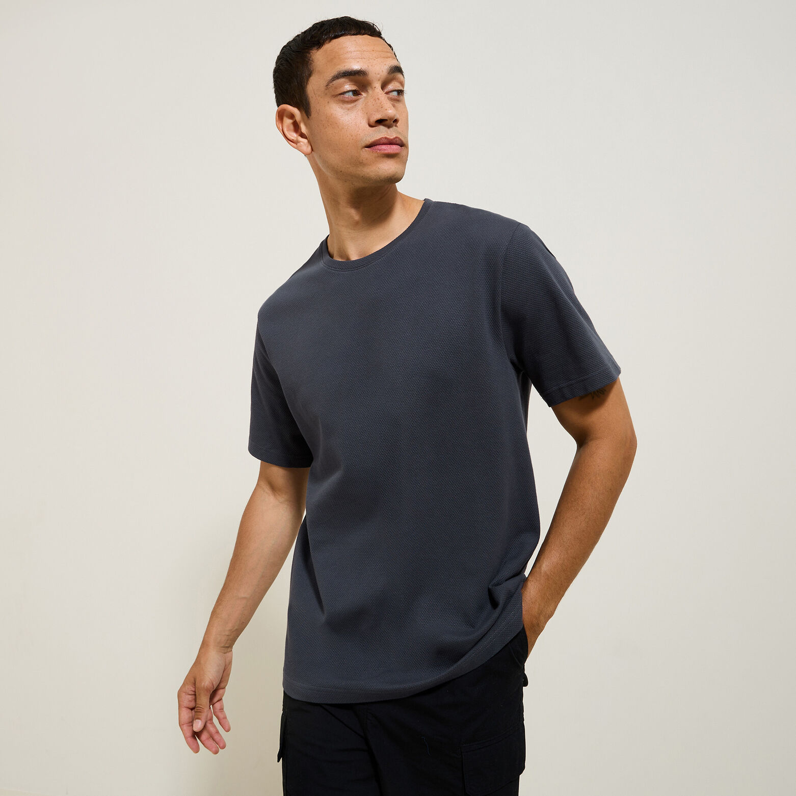 Tee shirt mati&egrave;re fantaisie