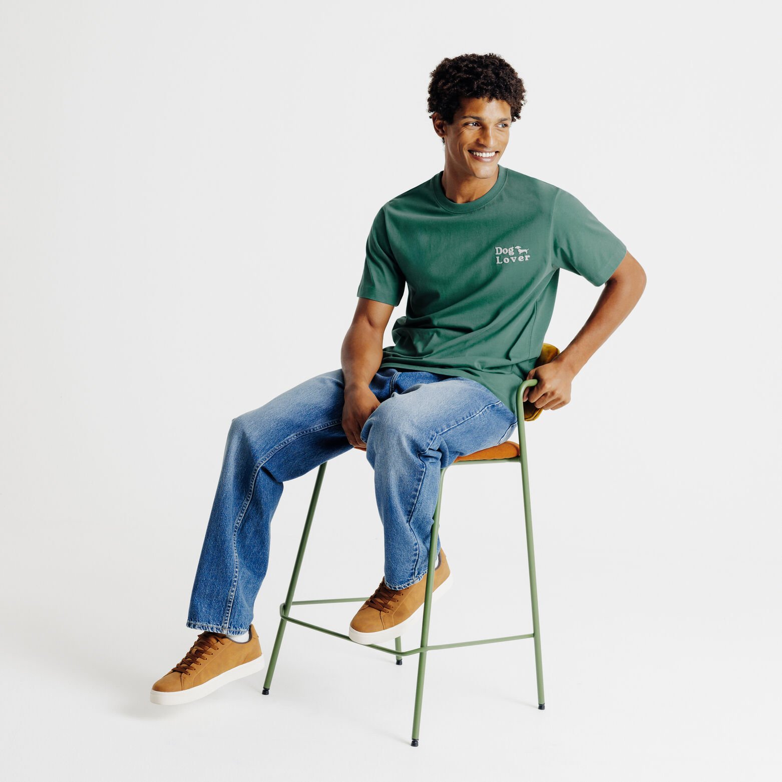 Tee shirt imprim&eacute; poitrine chien