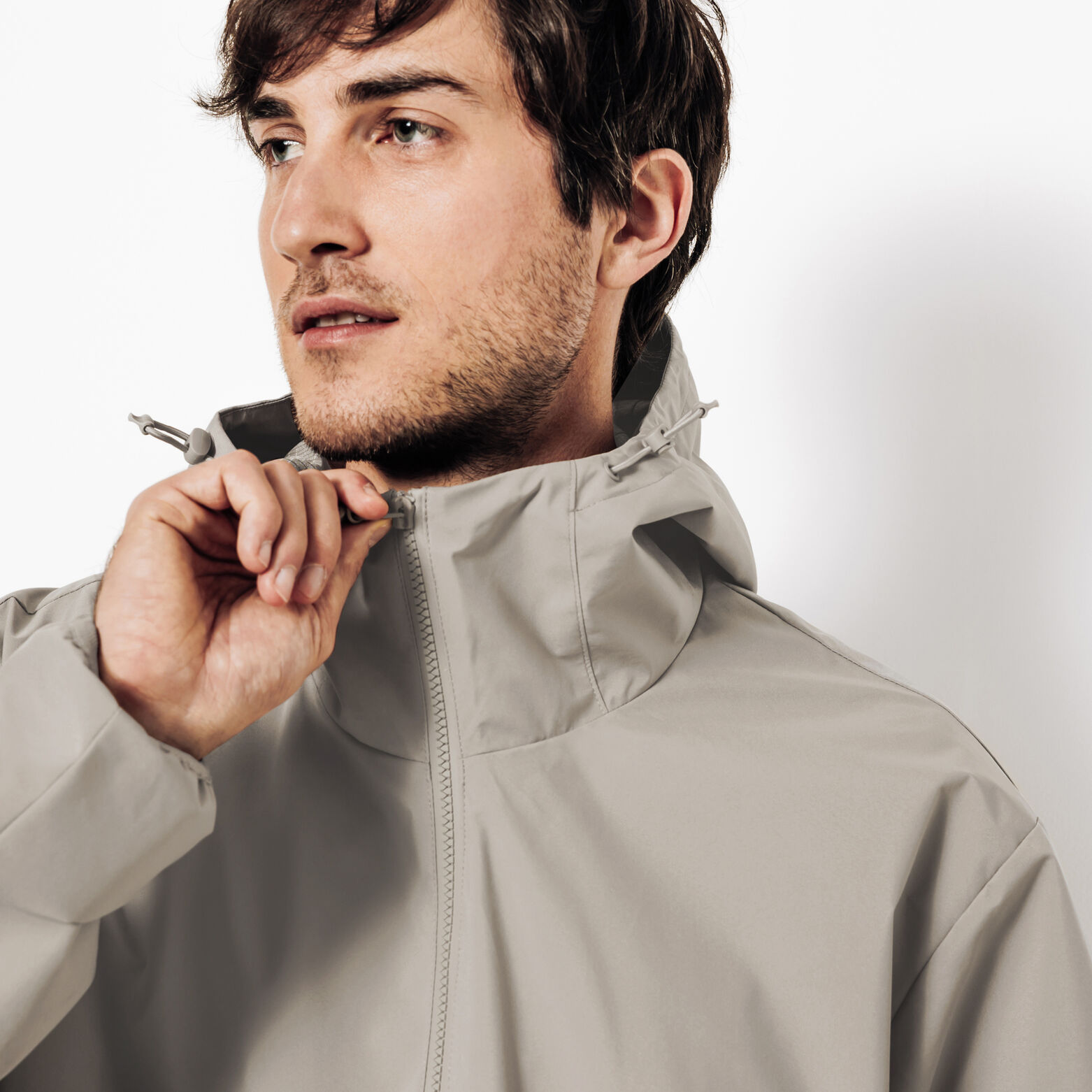 Blouson coupe-vent &agrave; capuche