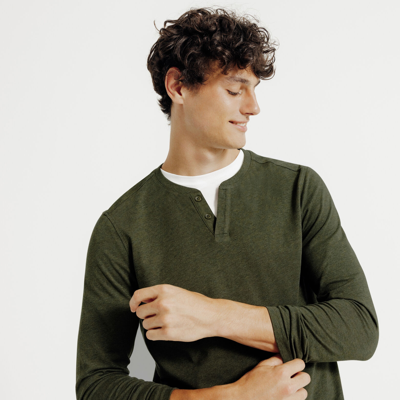 Tee shirt col tunisien manches longues