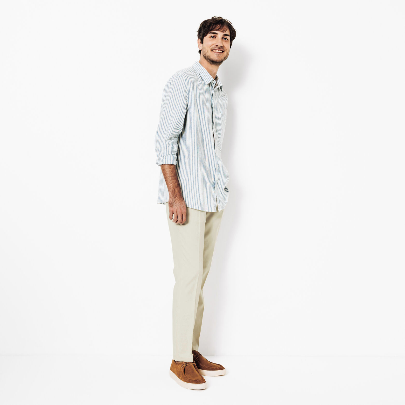 Regular fit chinobroek in katoen en linnen