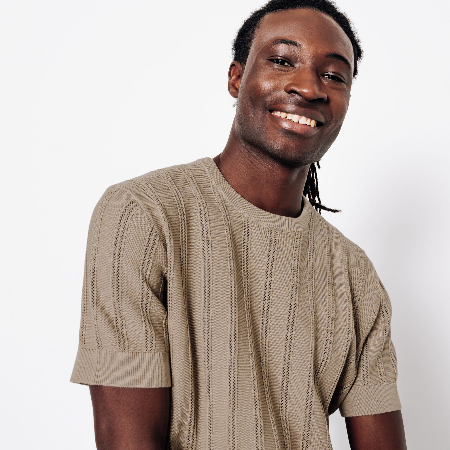 Tee shirt en maille jeux de points