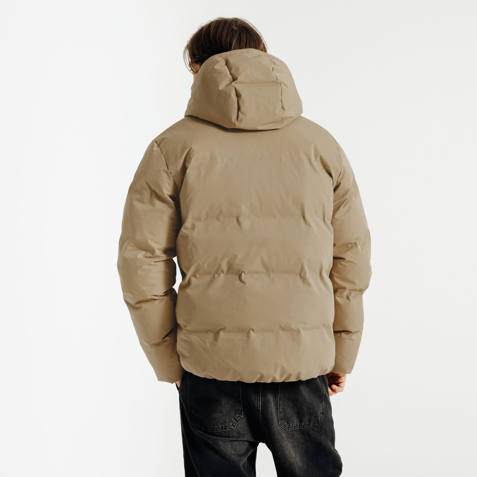 Doudoune zipp&eacute;e &agrave; capuche