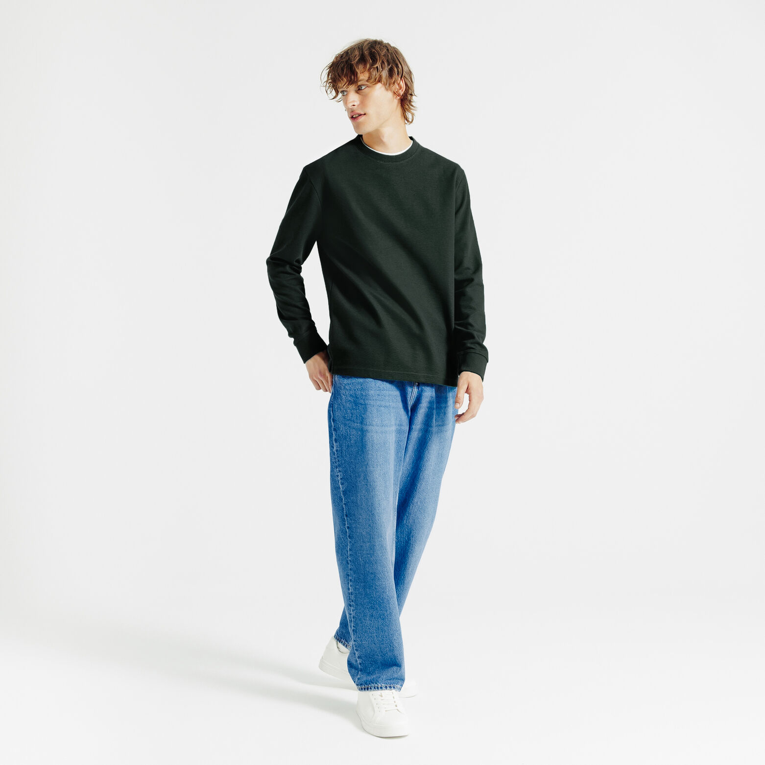 Tee shirt manches longues mati&egrave;re reli&eacute;f&eacute;e