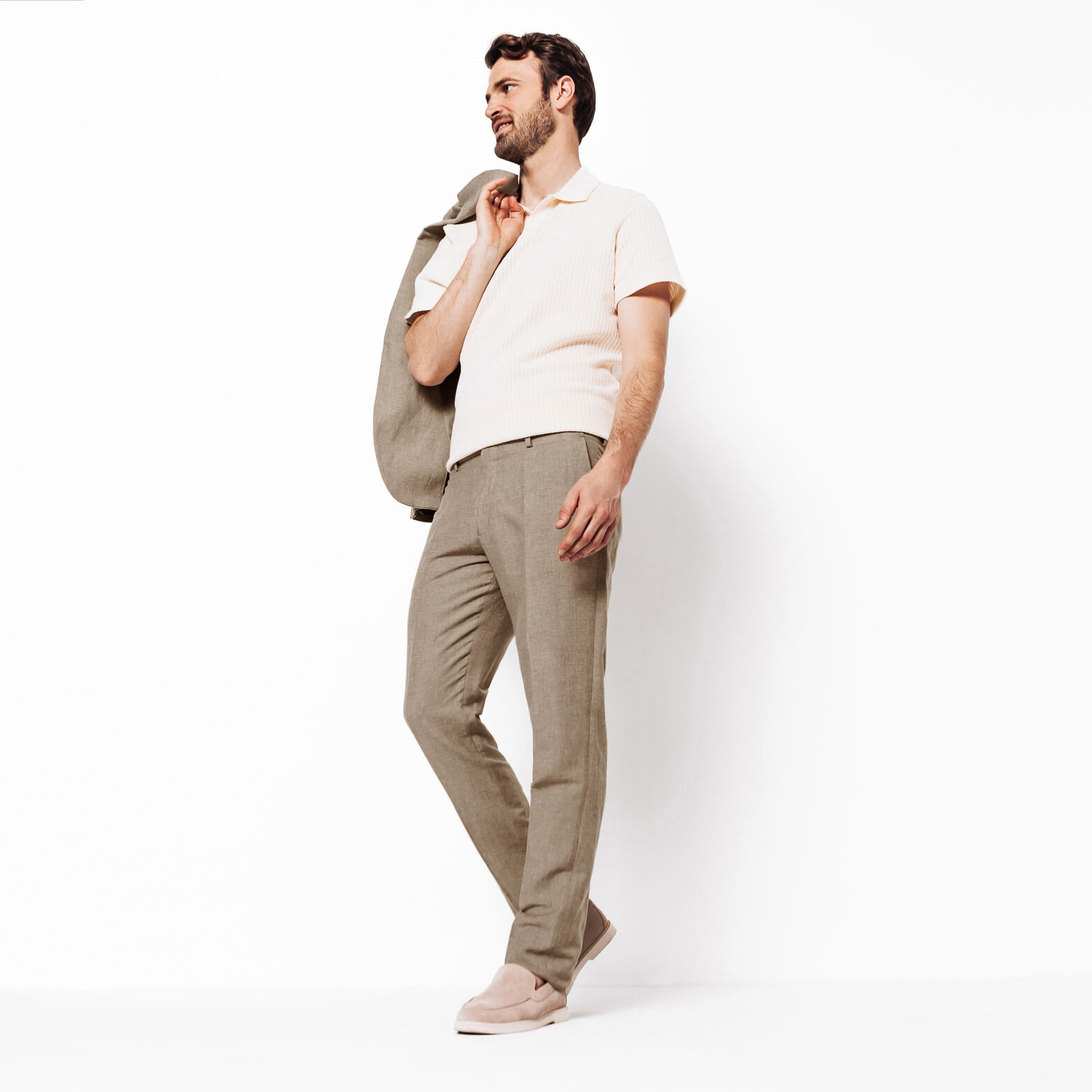 Pantalon de costume contenant du lin